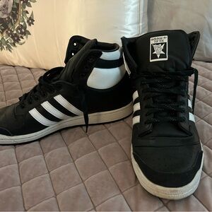 Adidas Top Ten RB Hi Top Basketball Black/White Mens Size 13